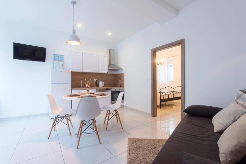 Ferienwohnung Apartman M&S 1 Kali, Otok Ugljan Exterior foto